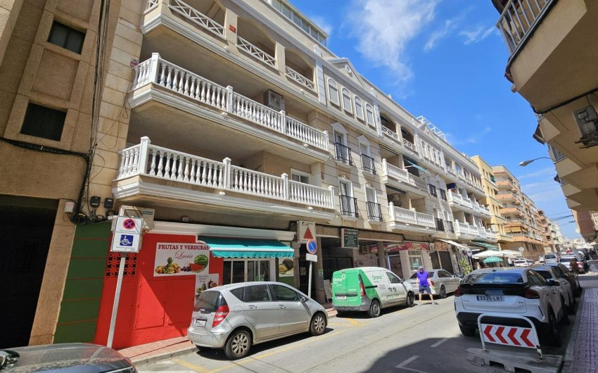 Reventa - Apartment -
Torrevieja - Playa de los Locos