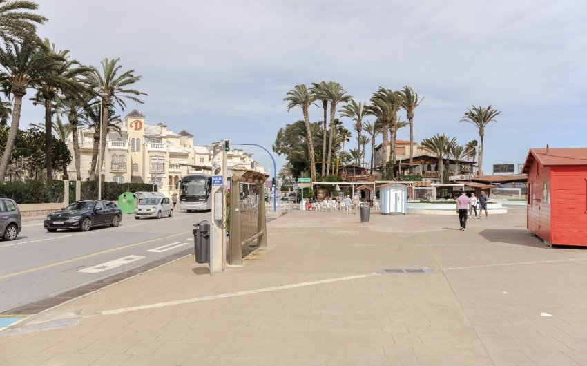 Reventa - Apartment -
Torrevieja - Playa Los Locos