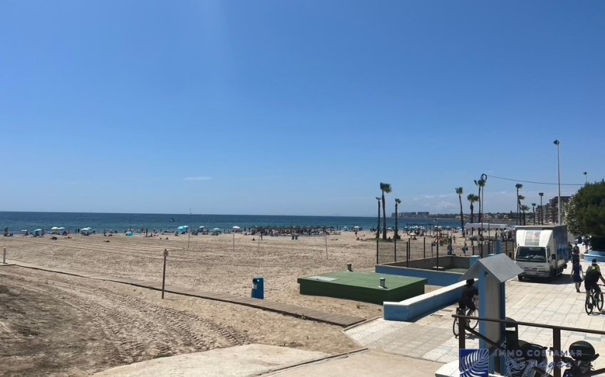 Reventa - Apartment -
Torrevieja - Playa Los Naufragos