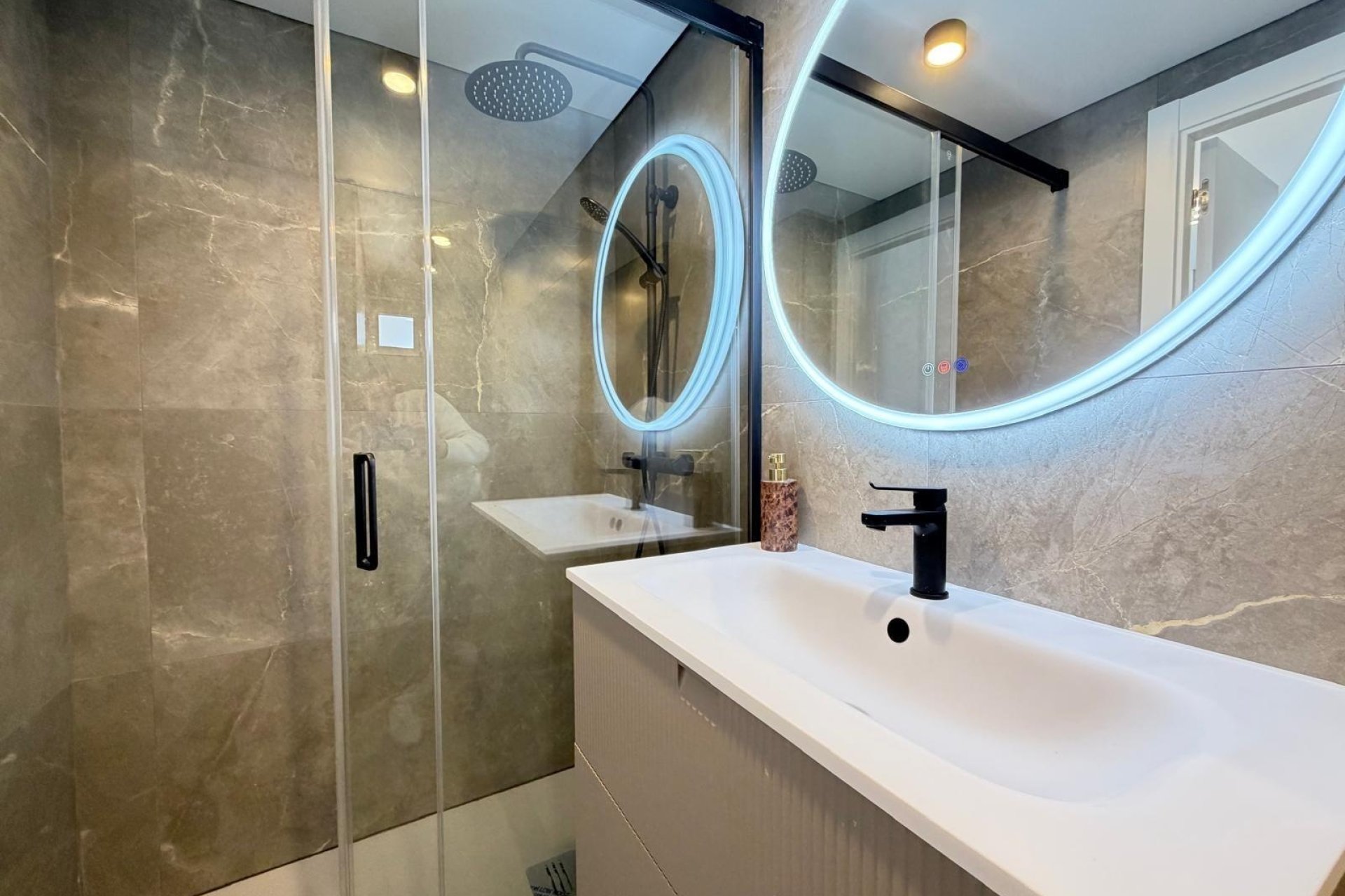 Reventa - Apartment -
Torrevieja - Punta Prima