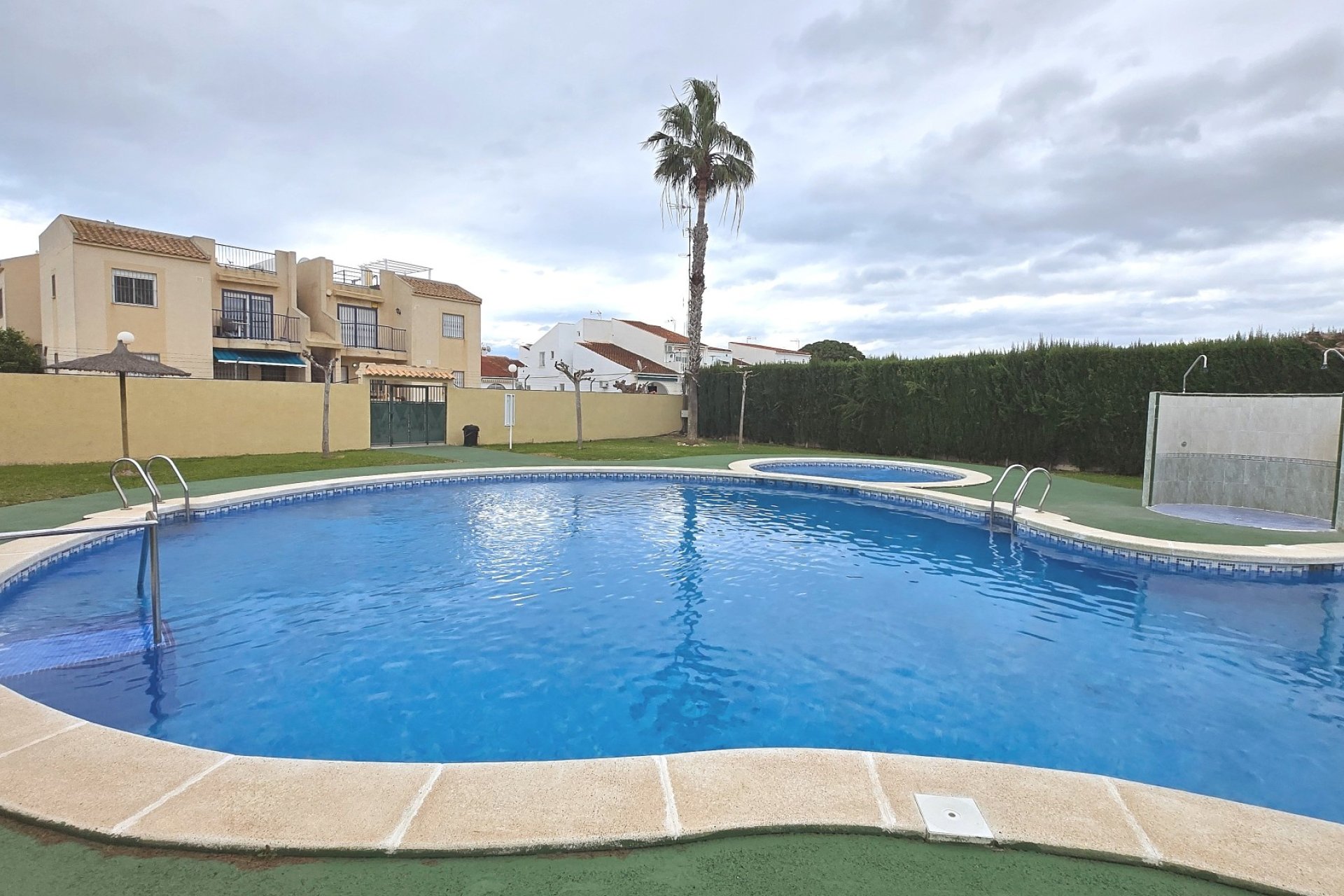 Reventa - Apartment -
Torrevieja - San Luis