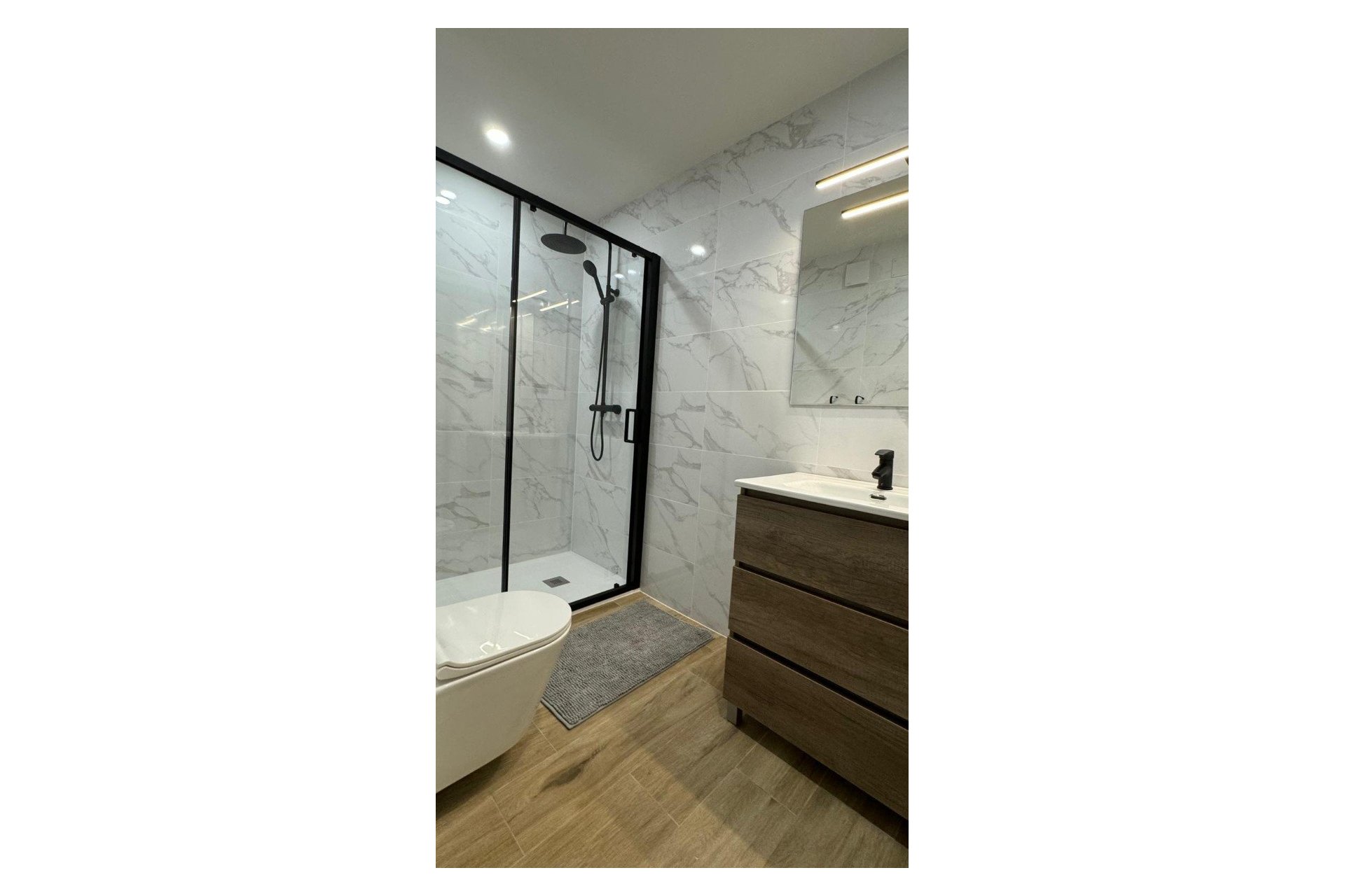 Reventa - Apartment -
Torrevieja