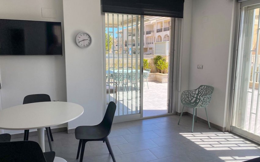 Reventa - Apartment -
Torrevieja