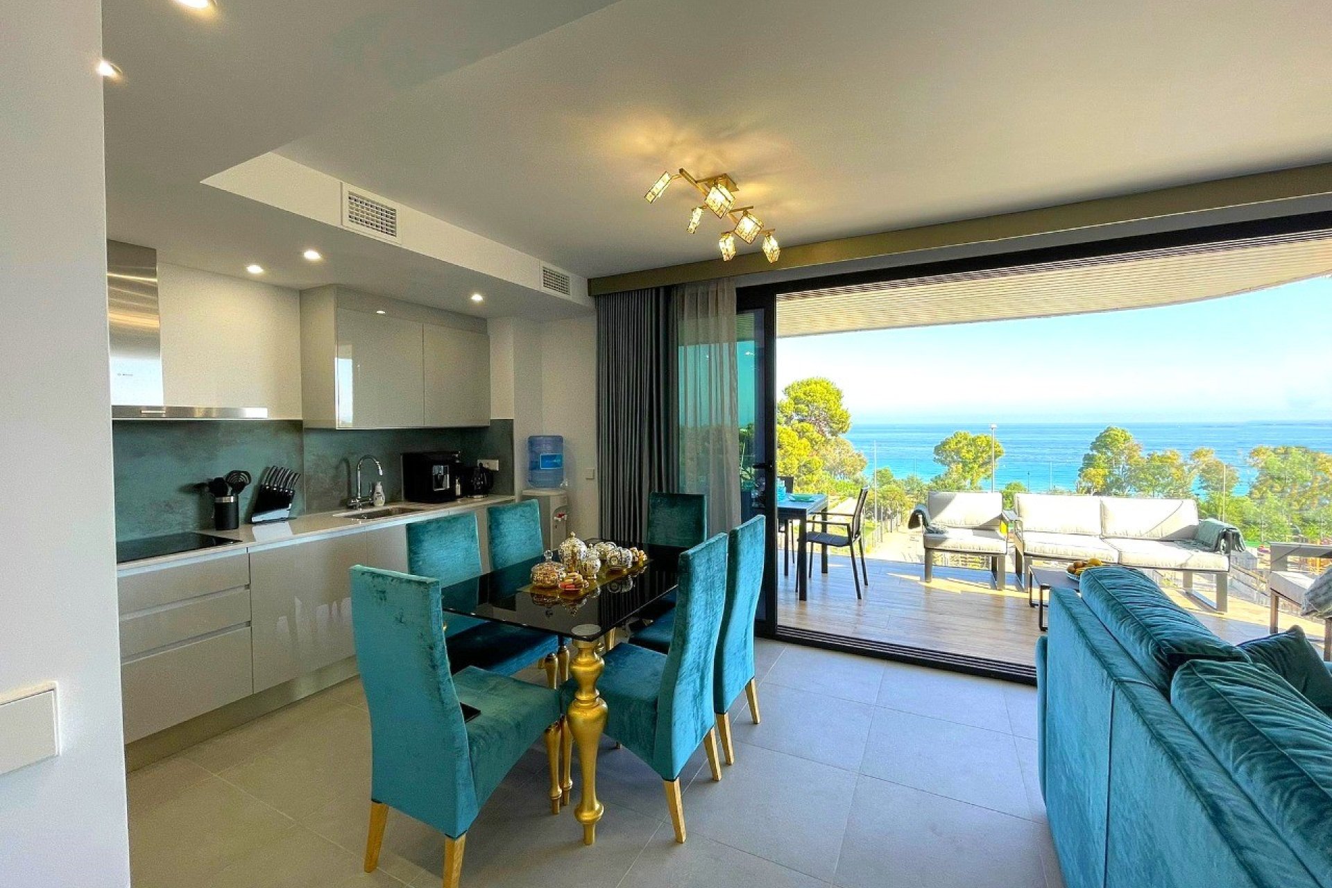 Reventa - Apartment -
Villajoyosa