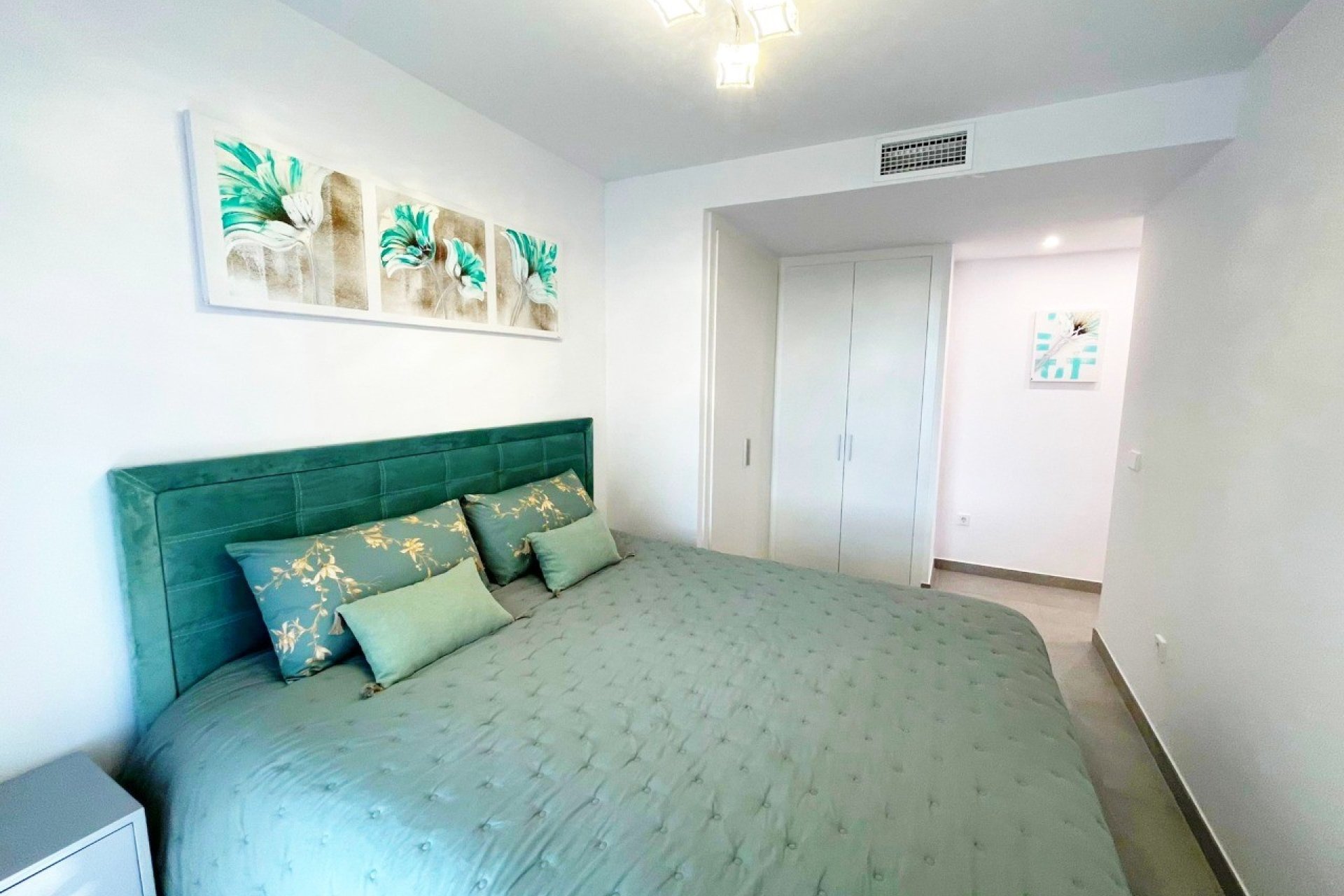 Reventa - Apartment -
Villajoyosa