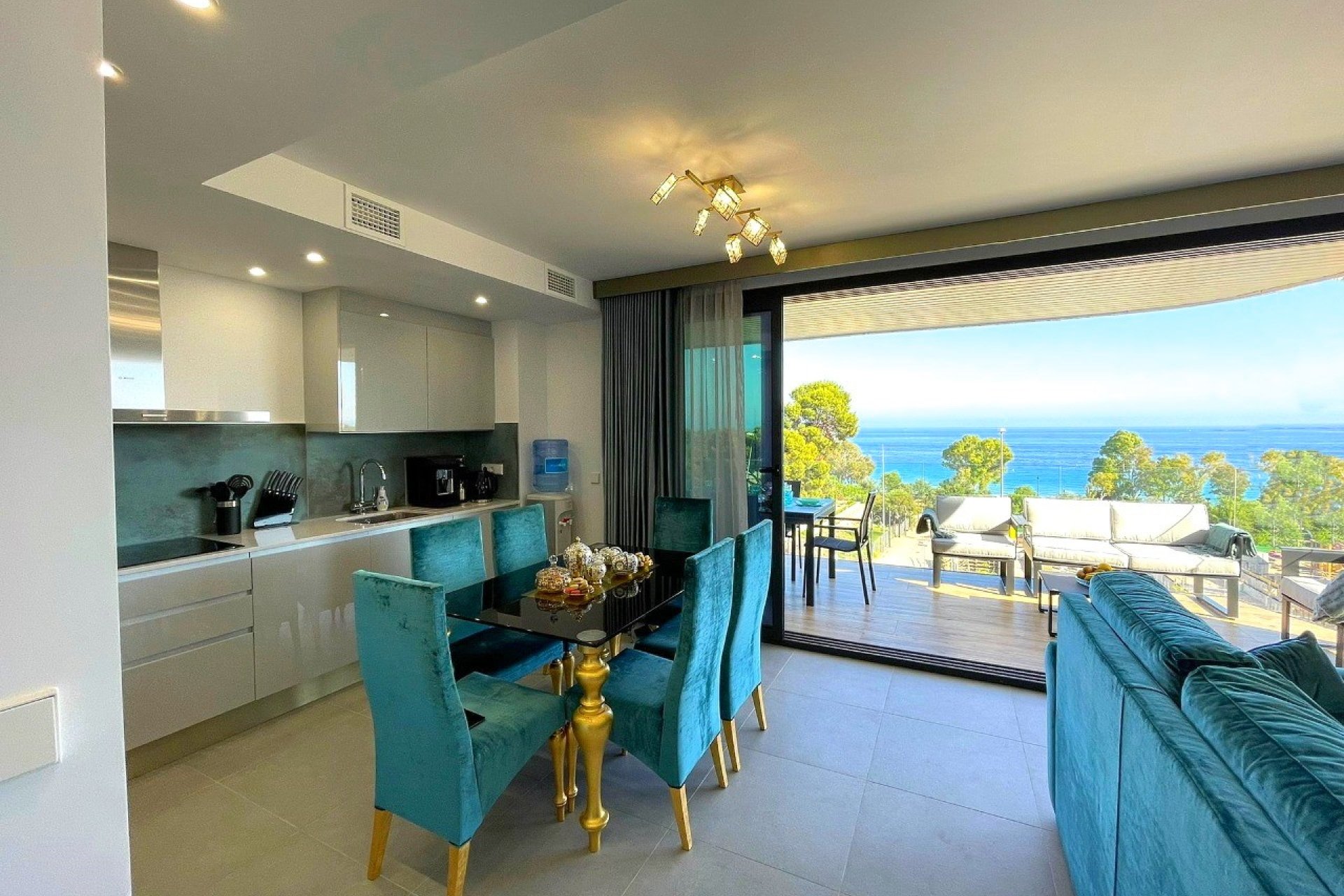 Reventa - Apartment -
Villajoyosa