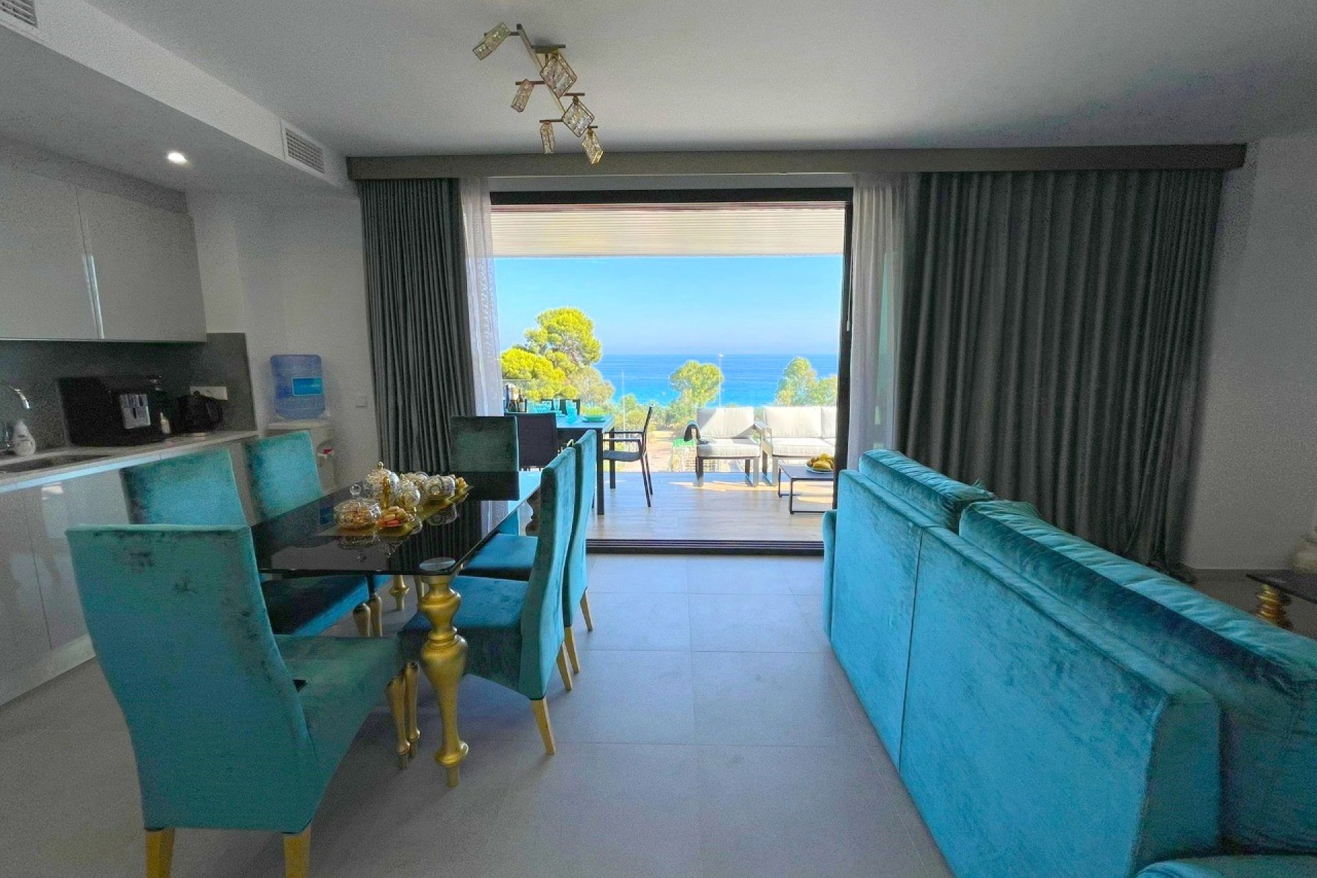 Reventa - Apartment -
Villajoyosa