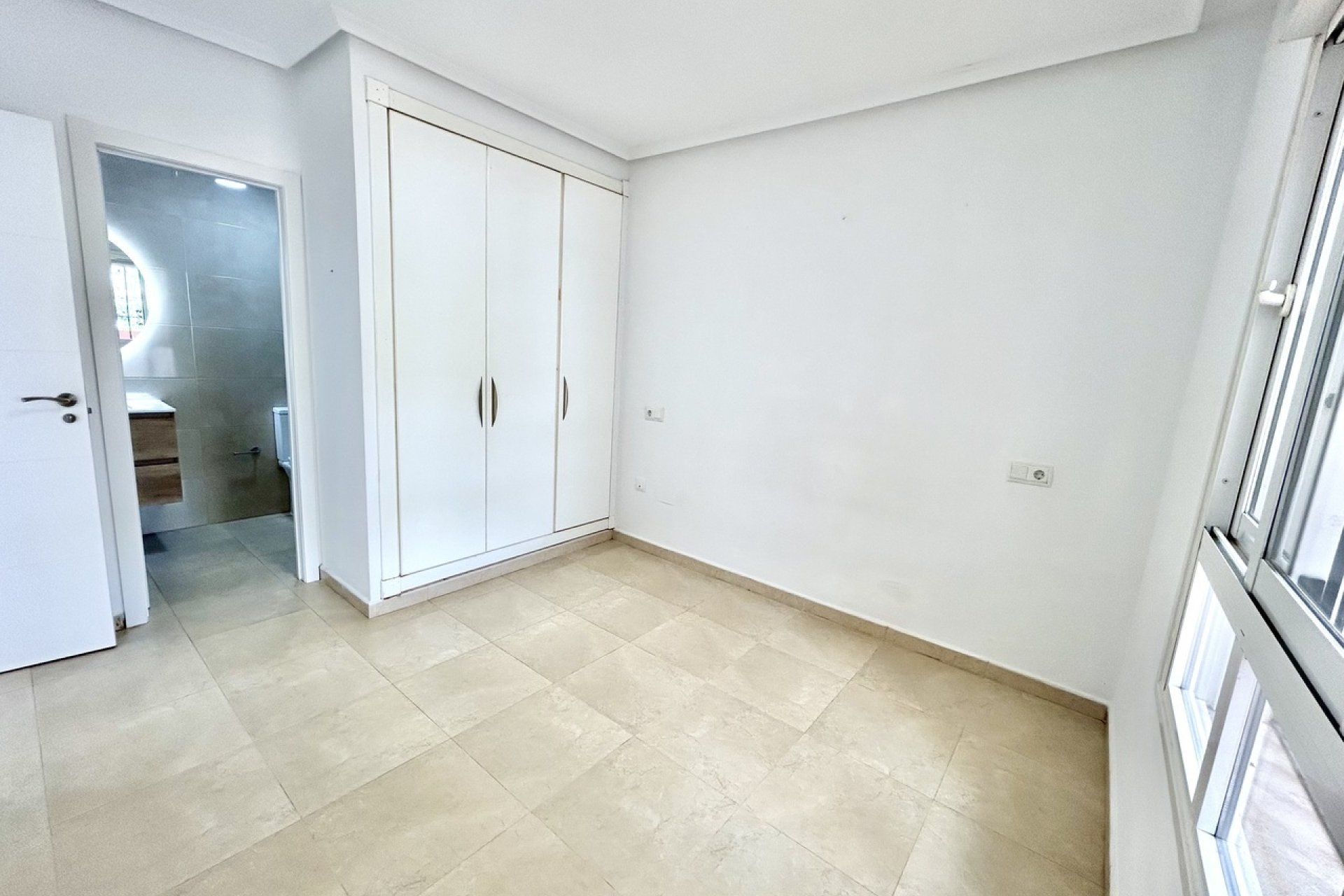 Reventa - Apartment -
Villamartin - Costa Blanca