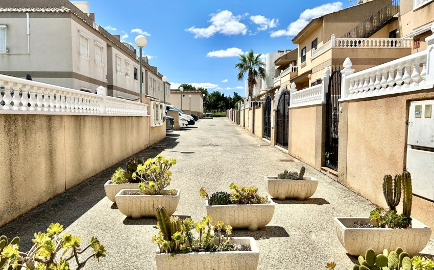 Reventa - Apartment -
Villamartin - Costa Blanca