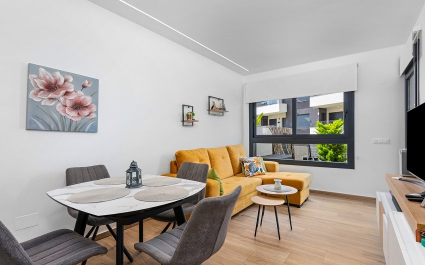 Reventa - Apartment -
Villamartin - Costa Blanca