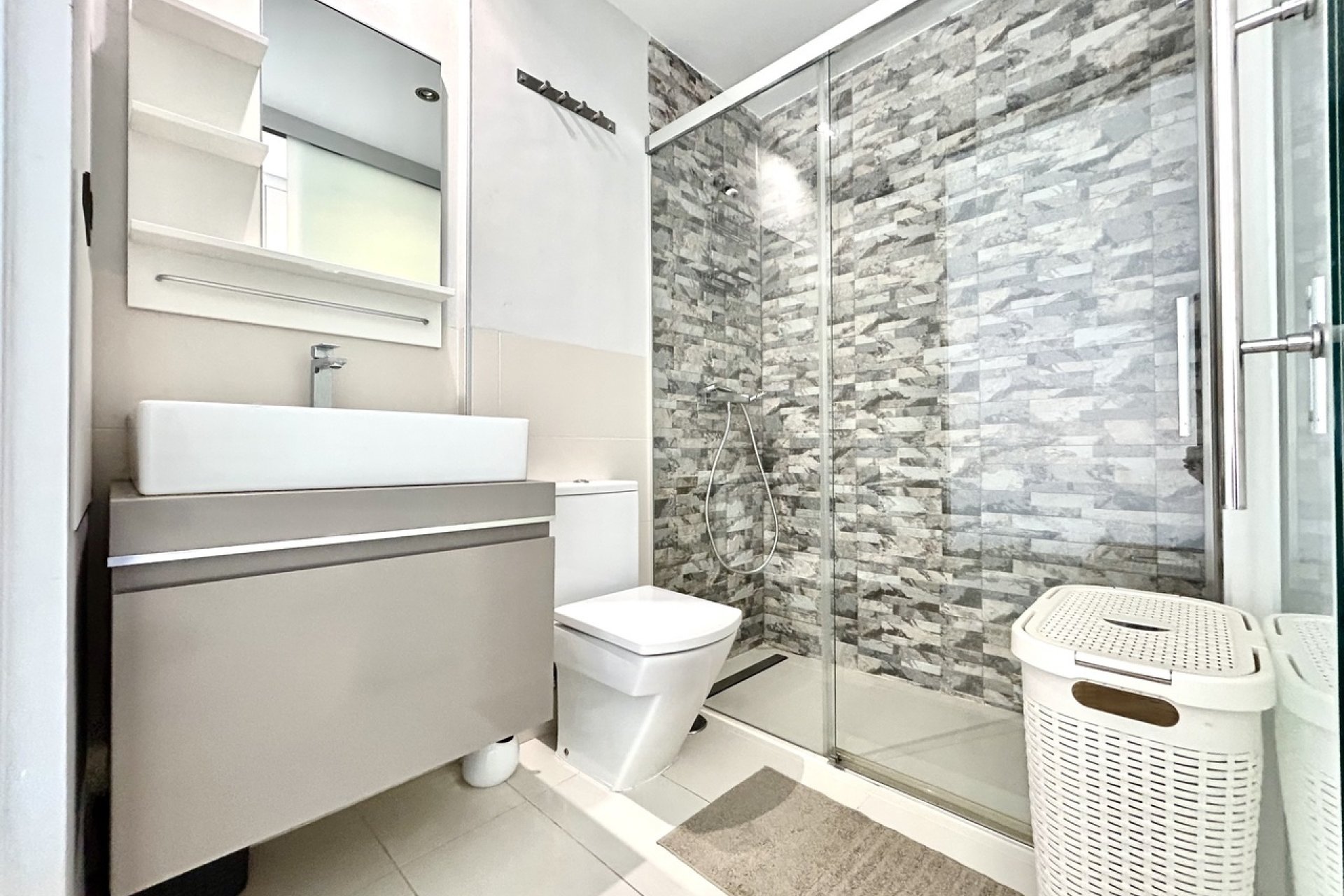 Reventa - Apartment -
Villamartin - Costa Blanca