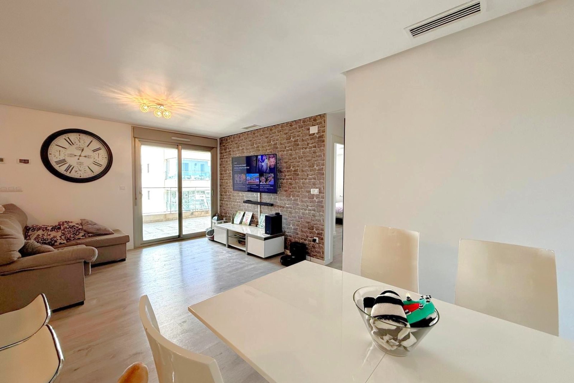 Reventa - Apartment -
Villamartín - Los Dolses