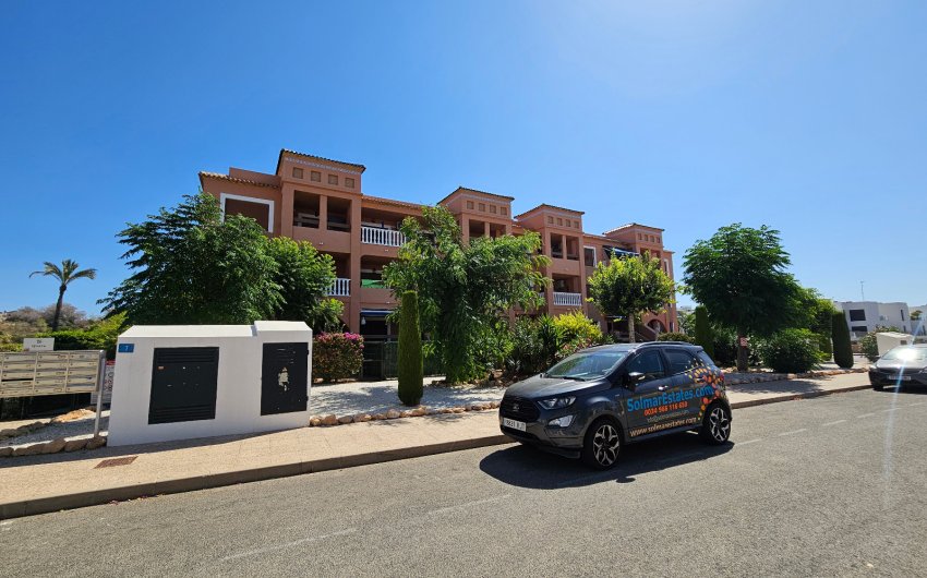 Reventa - Apartment -
Villamartín - PAU 8