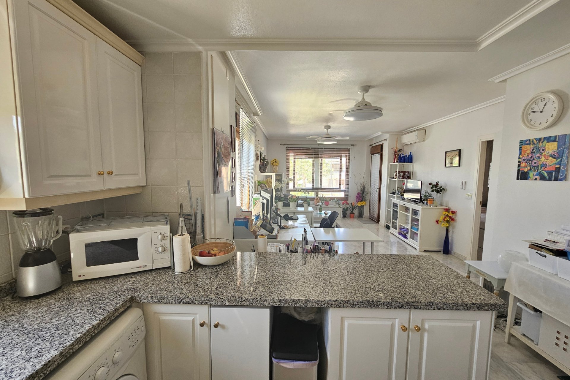 Reventa - Apartment -
Villamartín - PAU 8