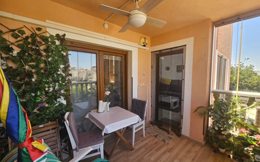 Reventa - Apartment -
Villamartín - PAU 8