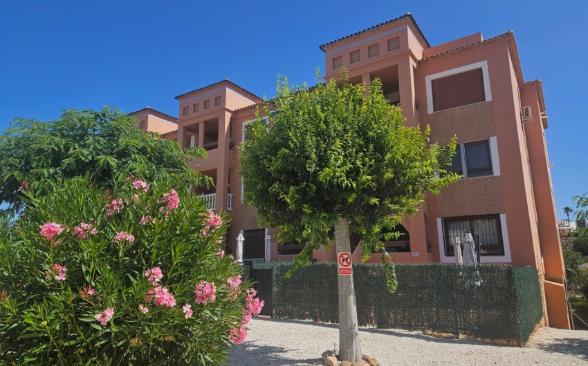 Reventa - Apartment -
Villamartín - PAU 8