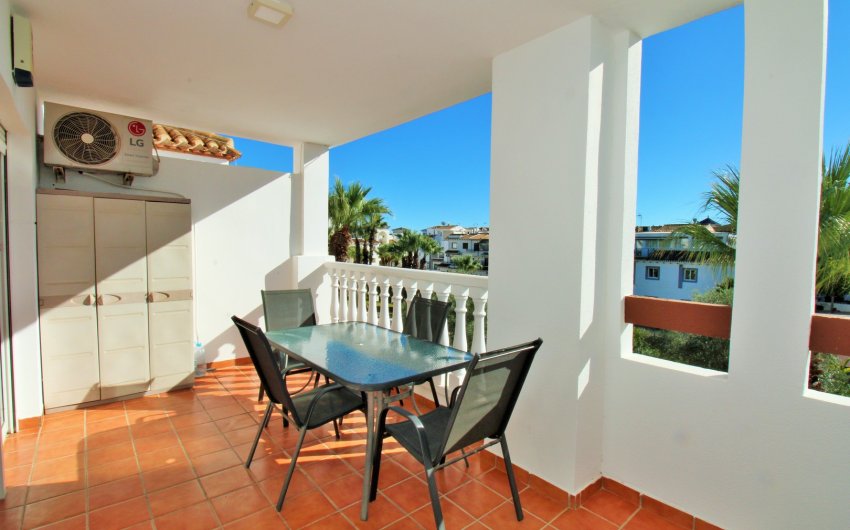 Reventa - Apartment -
Villamartín