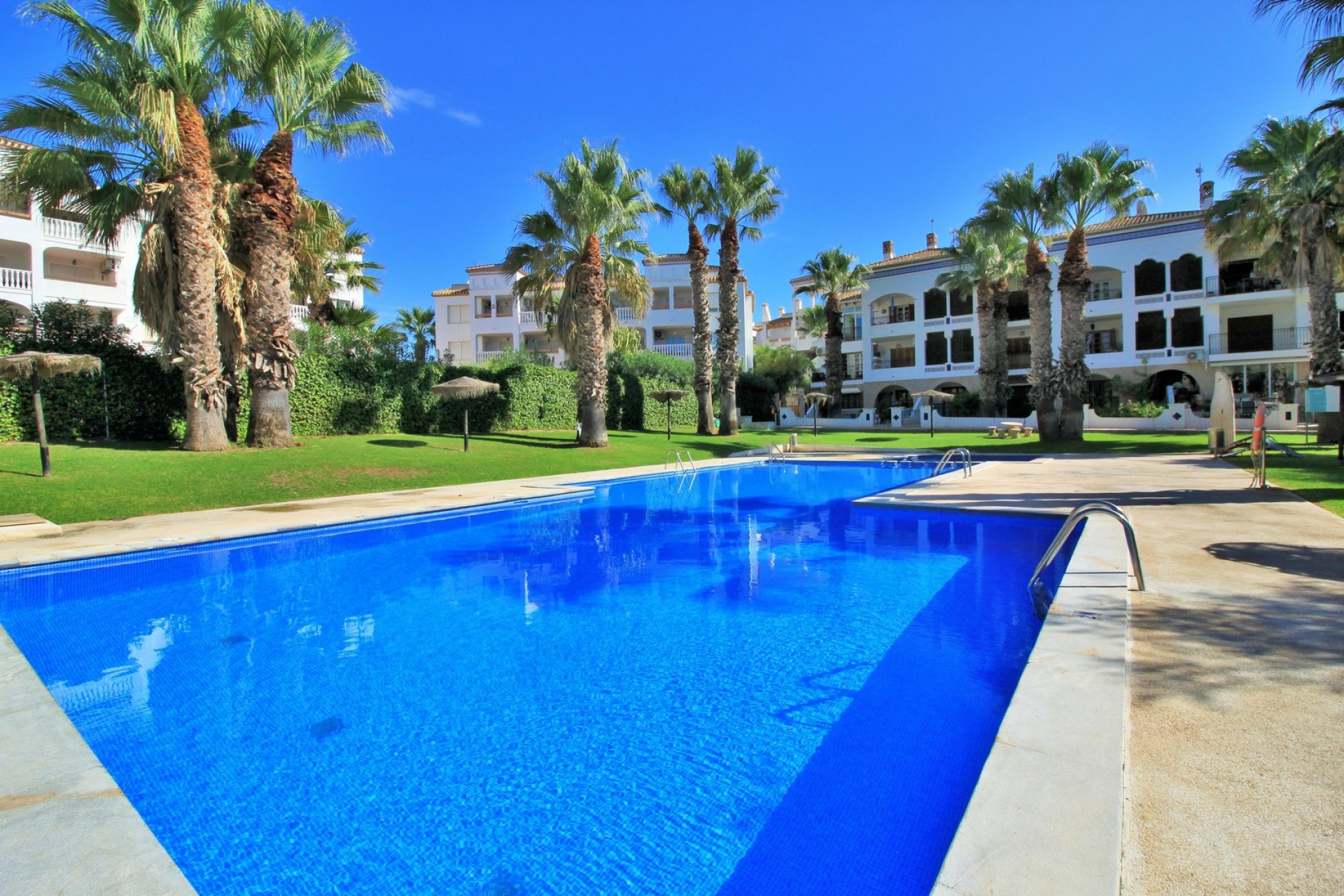 Reventa - Apartment -
Villamartín