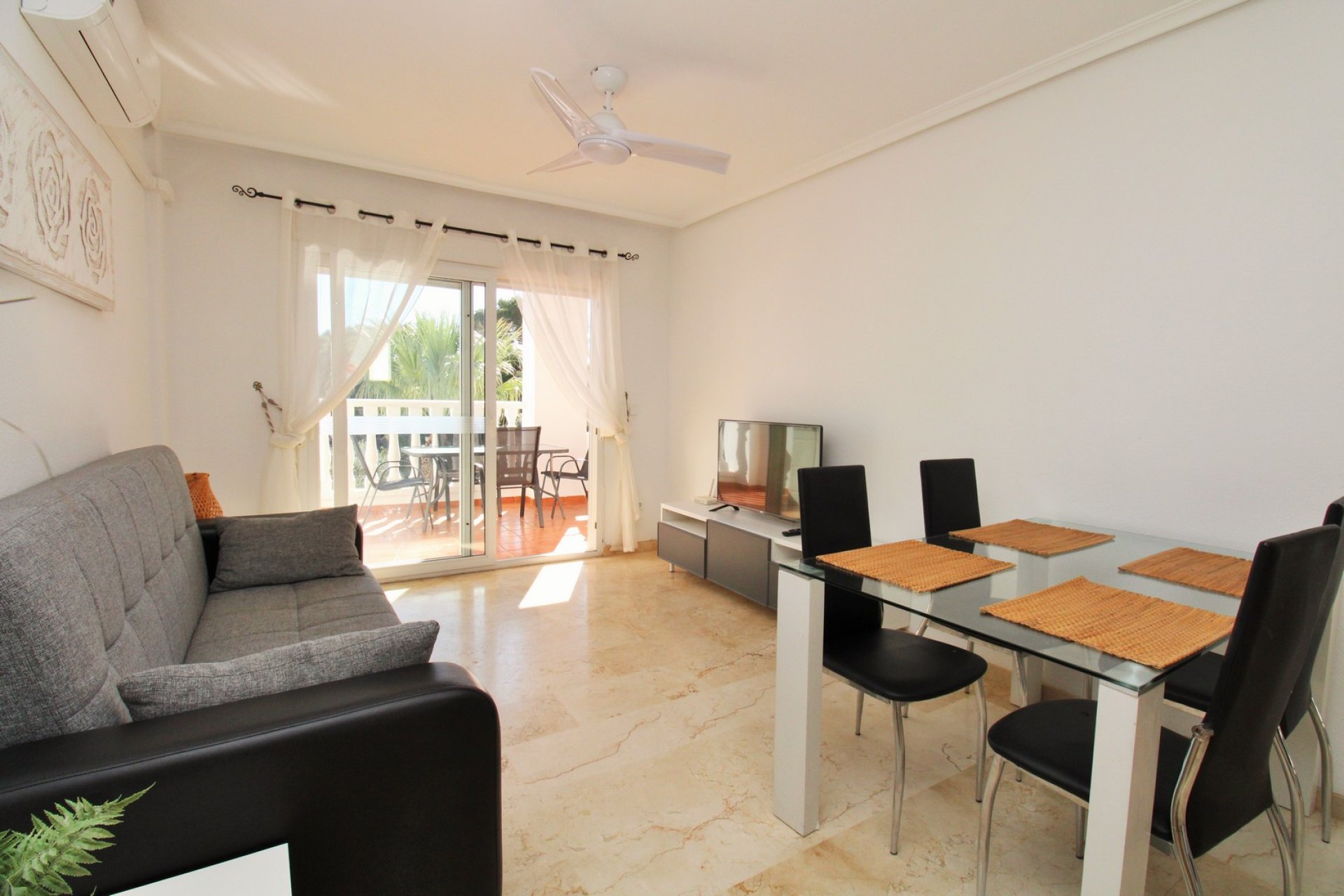 Reventa - Apartment -
Villamartín