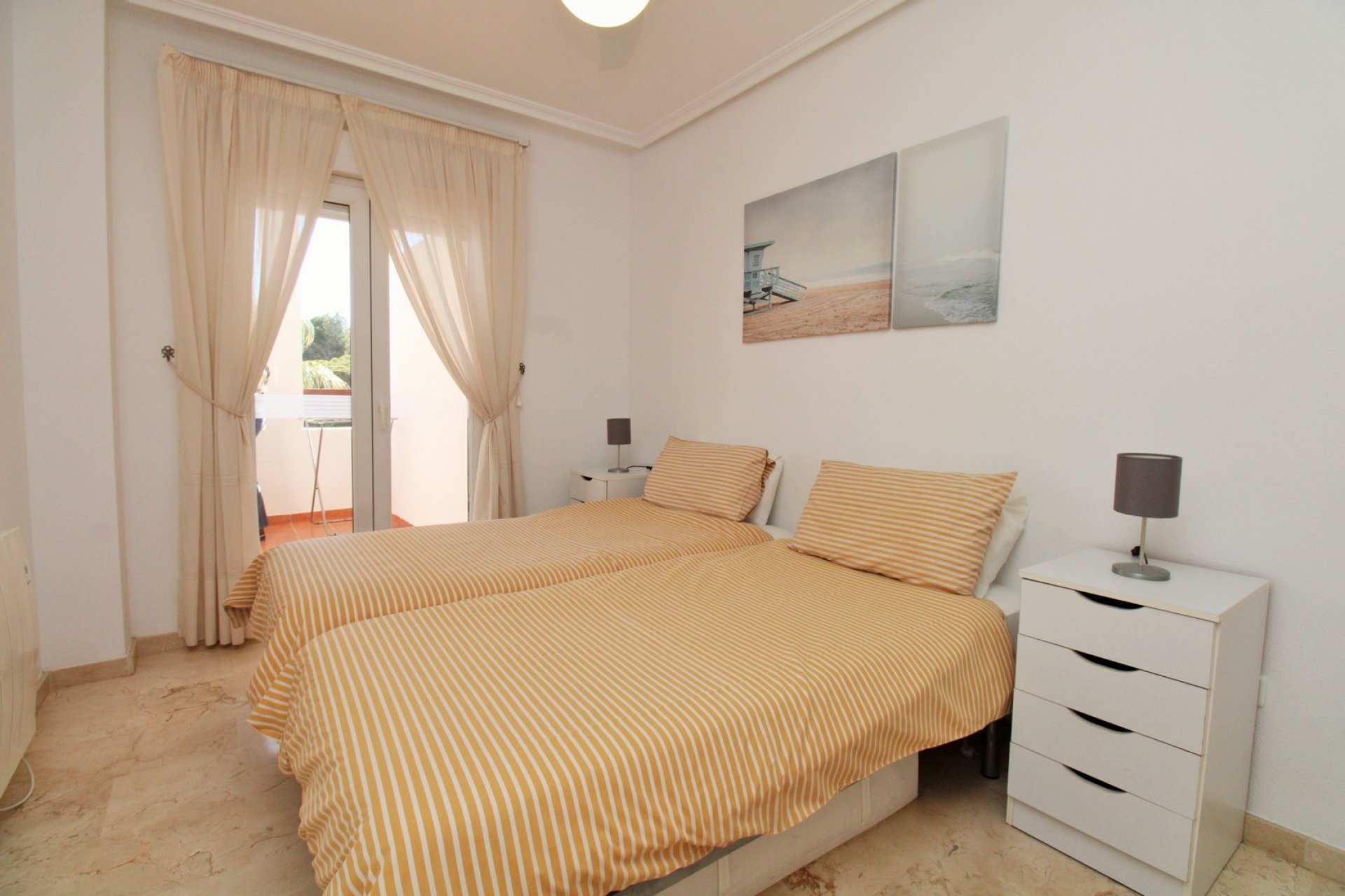 Reventa - Apartment -
Villamartín