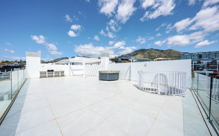 Reventa - Ático -
Fuengirola - Costa del Sol