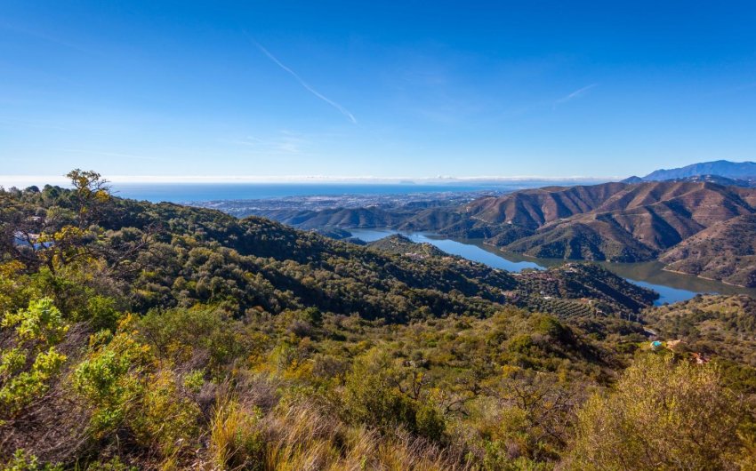 Reventa - Ático -
Istán - Cerros De Los Lagos