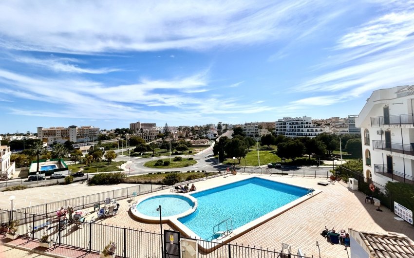 Reventa - Ático -
La Zenia - Costa Blanca