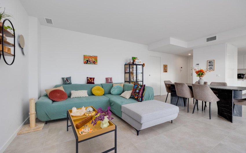Reventa - Ático -
Orihuela Costa - Costa Blanca