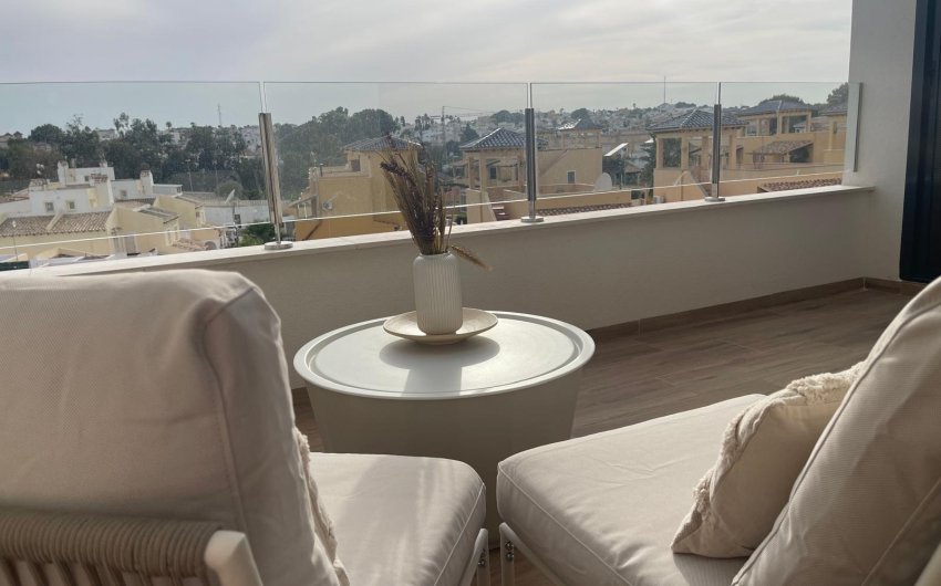 Reventa - Ático -
Orihuela Costa - Las Filipinas