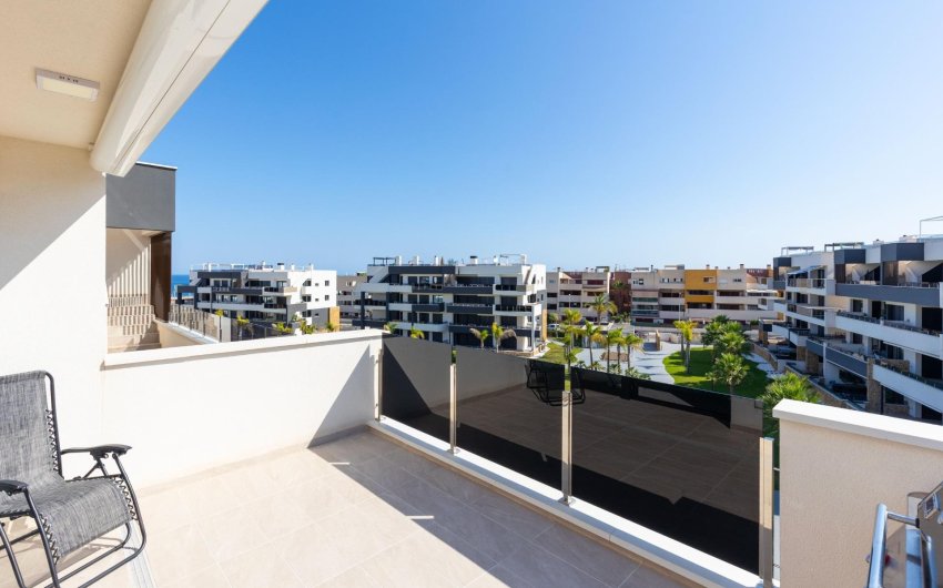 Reventa - Ático -
Orihuela Costa - Playa Flamenca