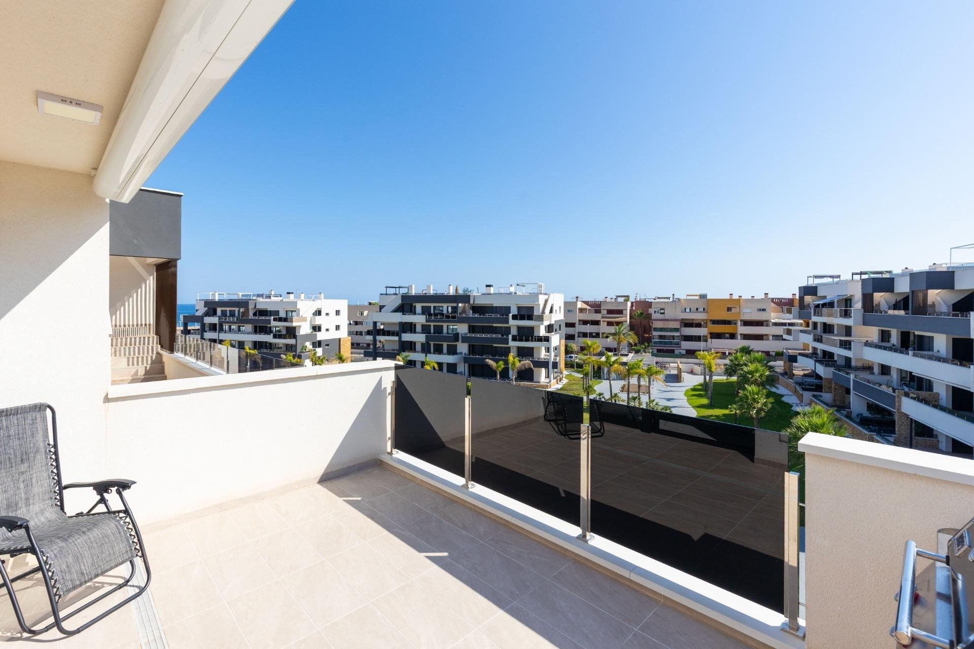 Reventa - Ático -
Orihuela Costa - Playa Flamenca