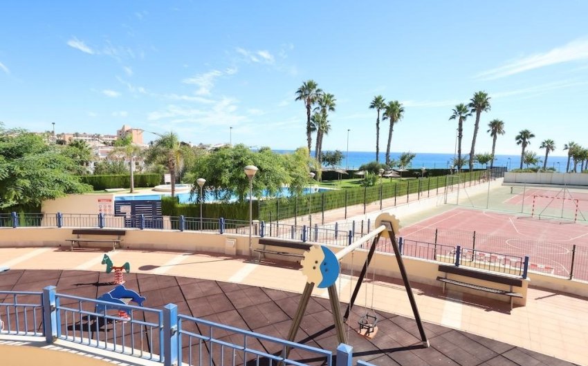 Reventa - Ático -
Pilar de la Horadada - Costa Blanca