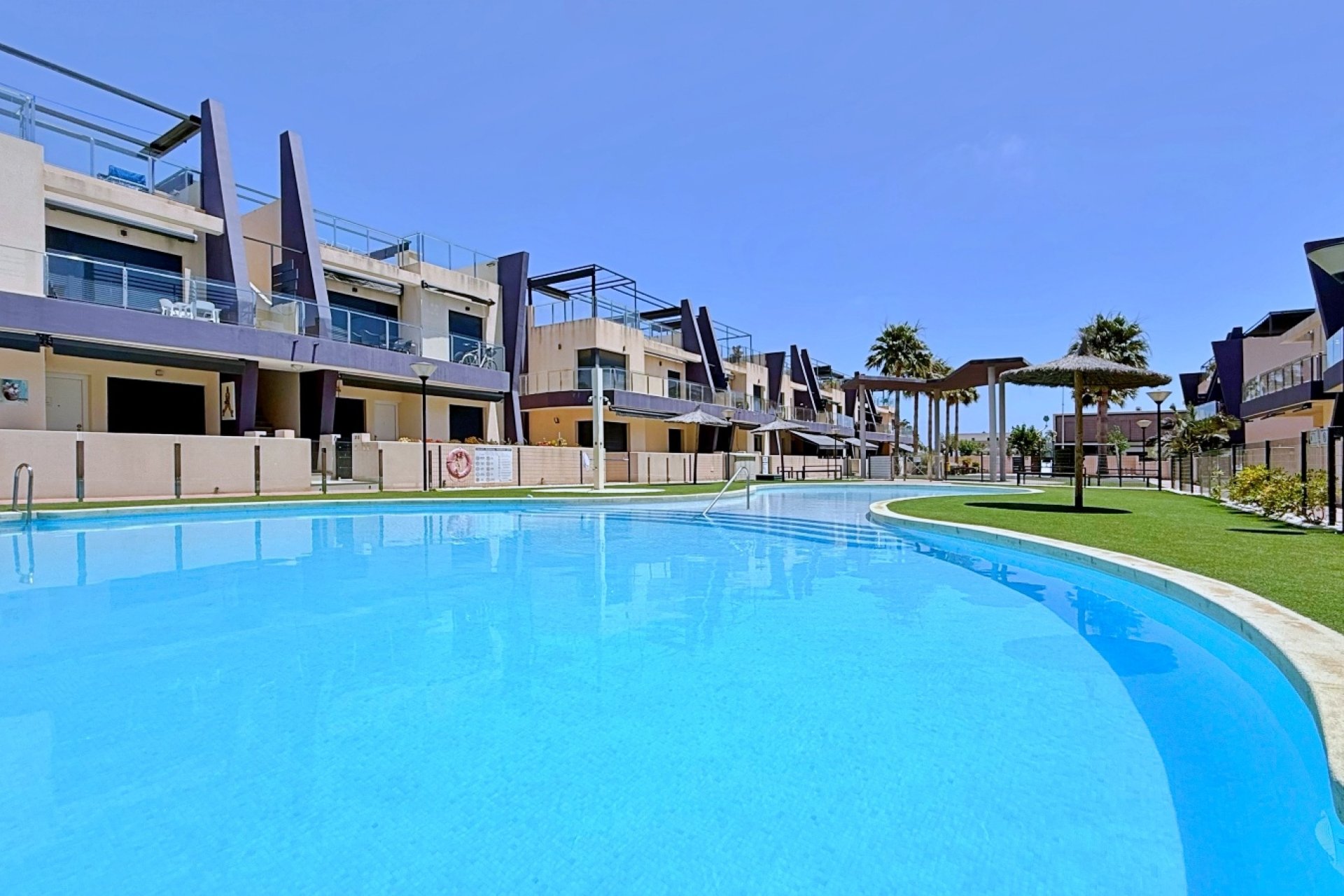 Reventa - Ático -
Pilar de la Horadada - Costa Blanca