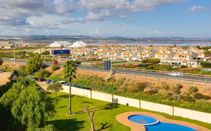 Reventa - Ático -
Torrevieja - Centro