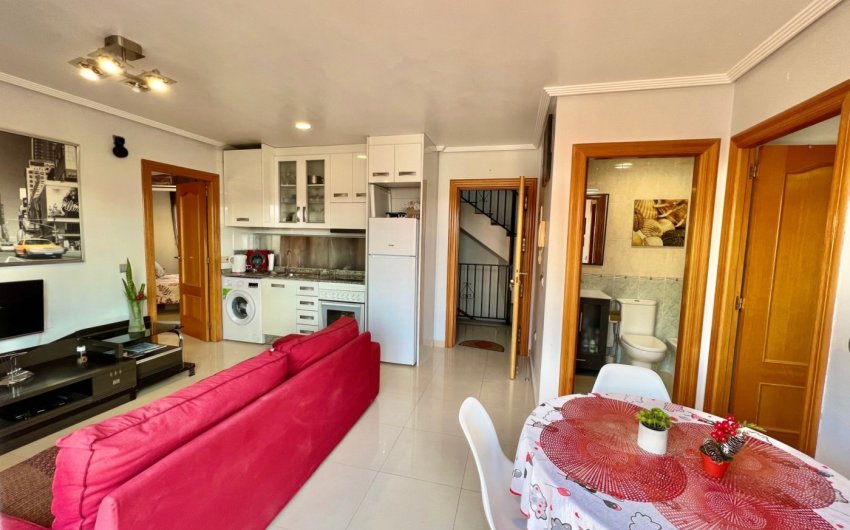 Reventa - Ático -
Torrevieja - Centro