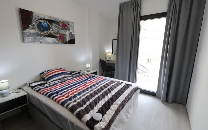Reventa - Ático -
Torrevieja - Costa Blanca