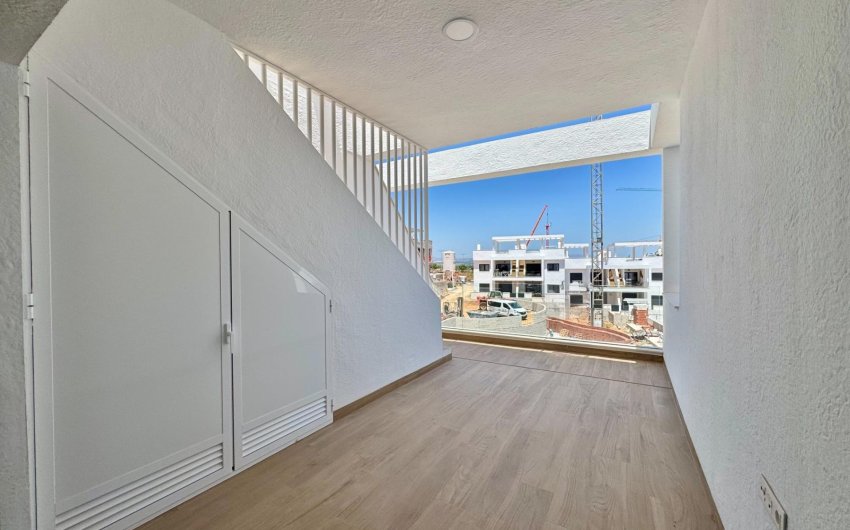 Reventa - Ático -
Torrevieja - Costa Blanca