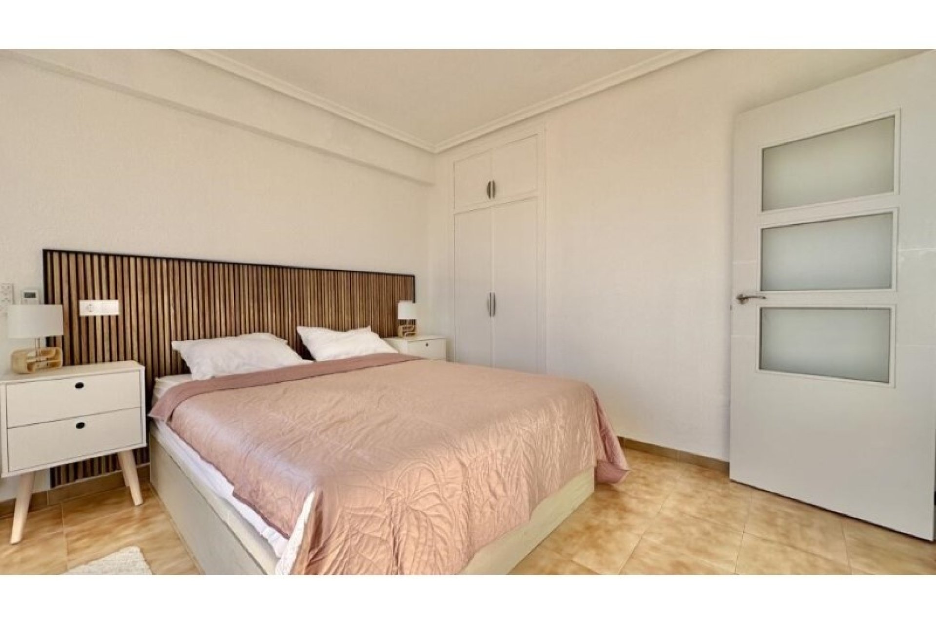 Reventa - Ático -
Torrevieja - Costa Blanca