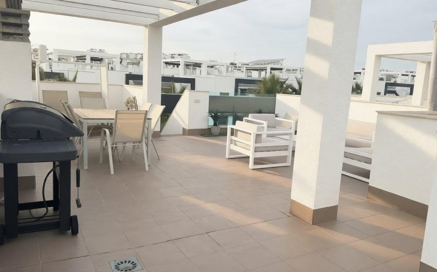 Reventa - Ático -
Torrevieja - Costa Blanca