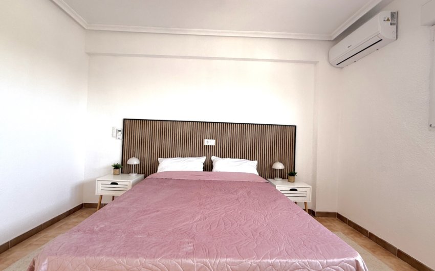 Reventa - Ático -
Torrevieja - Costa Blanca