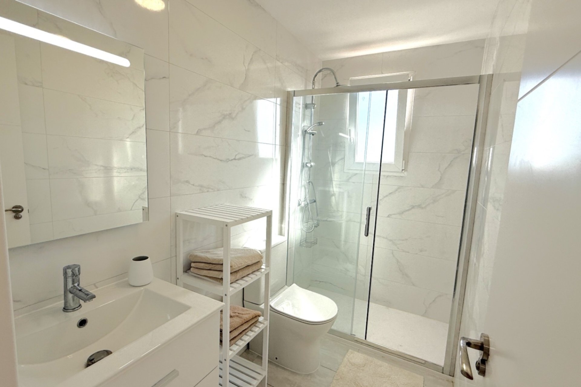 Reventa - Ático -
Torrevieja - Costa Blanca