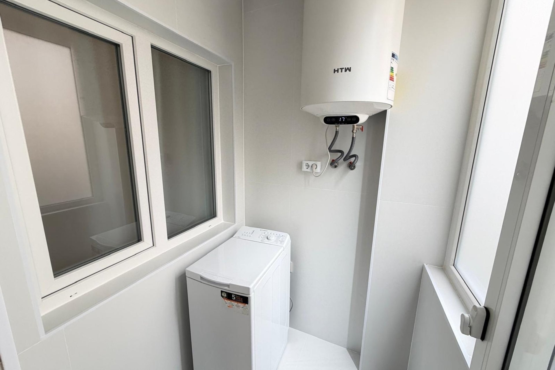 Reventa - Ático -
Torrevieja - Estacion De Autobuses