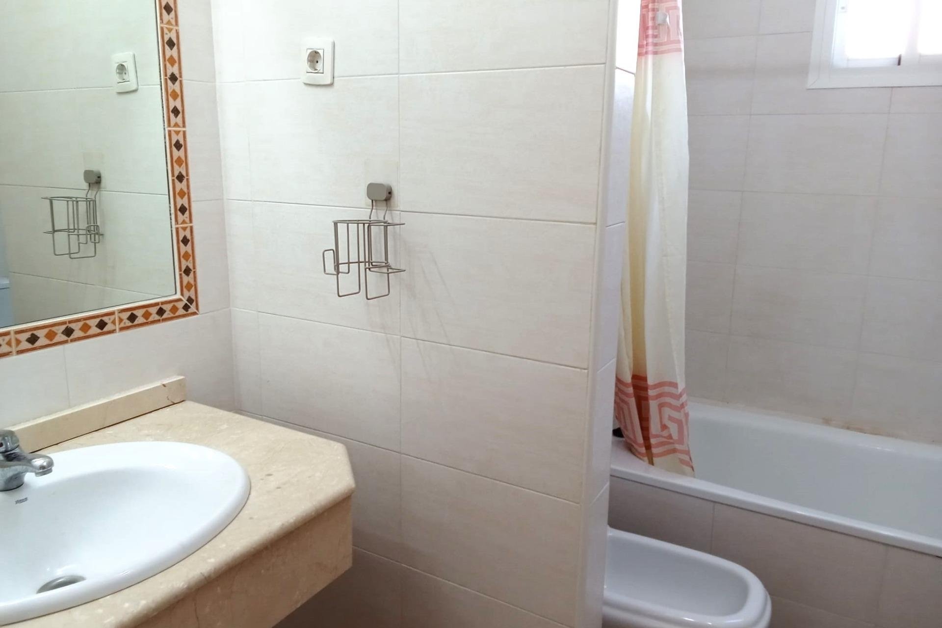 Reventa - Ático -
Torrevieja - La Veleta