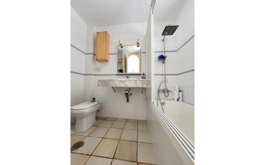 Reventa - Ático -
Torrevieja - Playa De La Mata