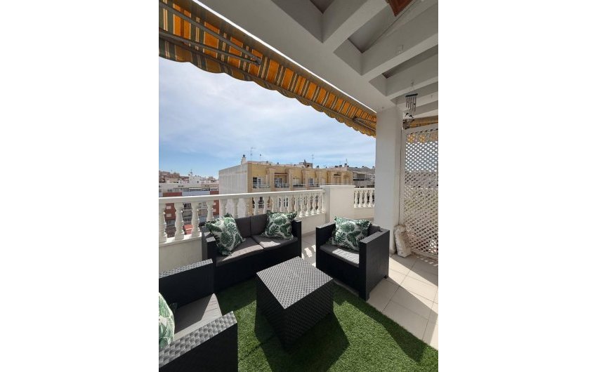 Reventa - Ático -
Torrevieja - Playa del Cura