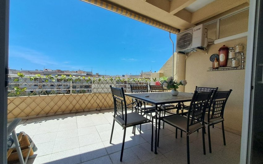 Reventa - Ático -
Torrevieja - Playa del Cura