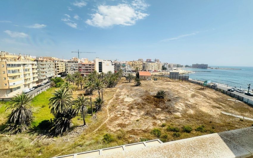 Reventa - Ático -
Torrevieja - Playa del Cura