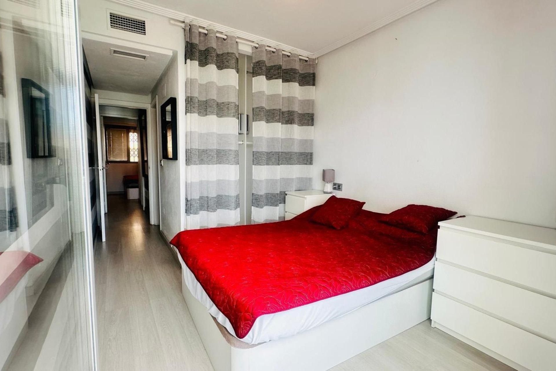 Reventa - Ático -
Torrevieja - Playa del Cura