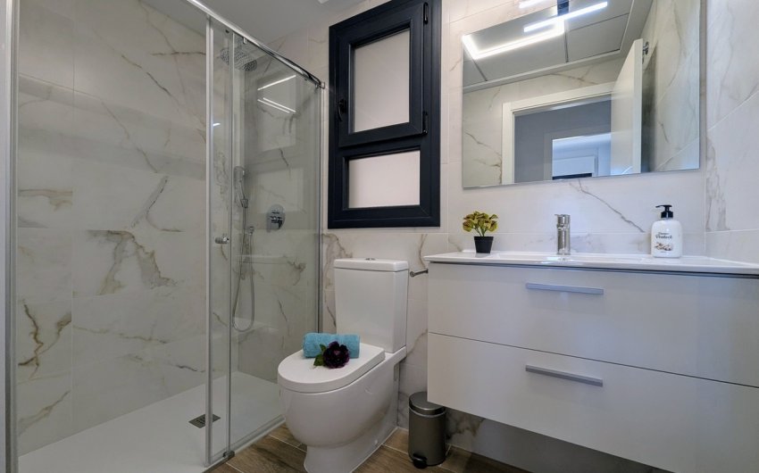 Reventa - Ático -
Villamartin - Costa Blanca