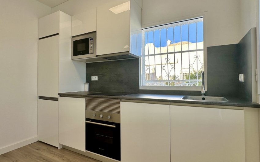 Reventa - Bungalow -
Orihuela Costa - Las Filipinas